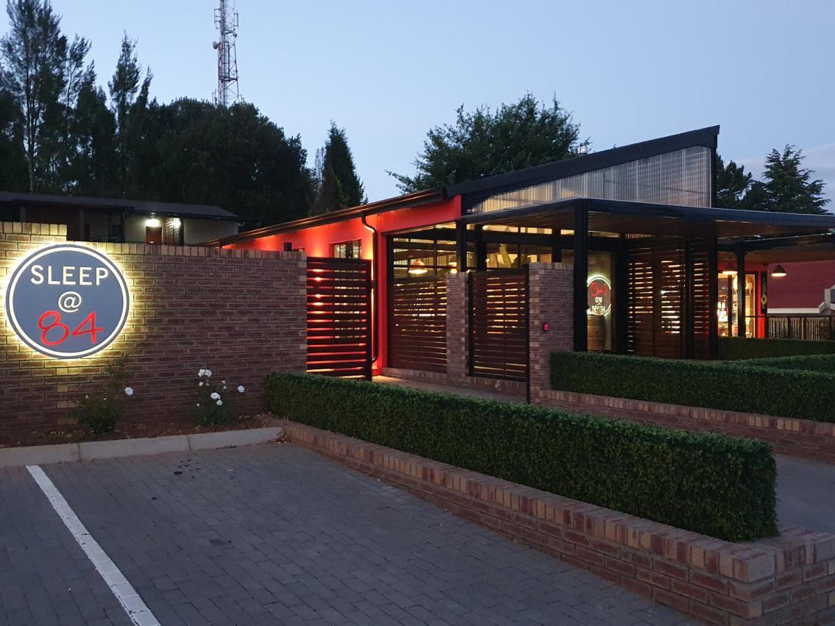 Sleep@84 Hotel Dullstroom Exterior foto